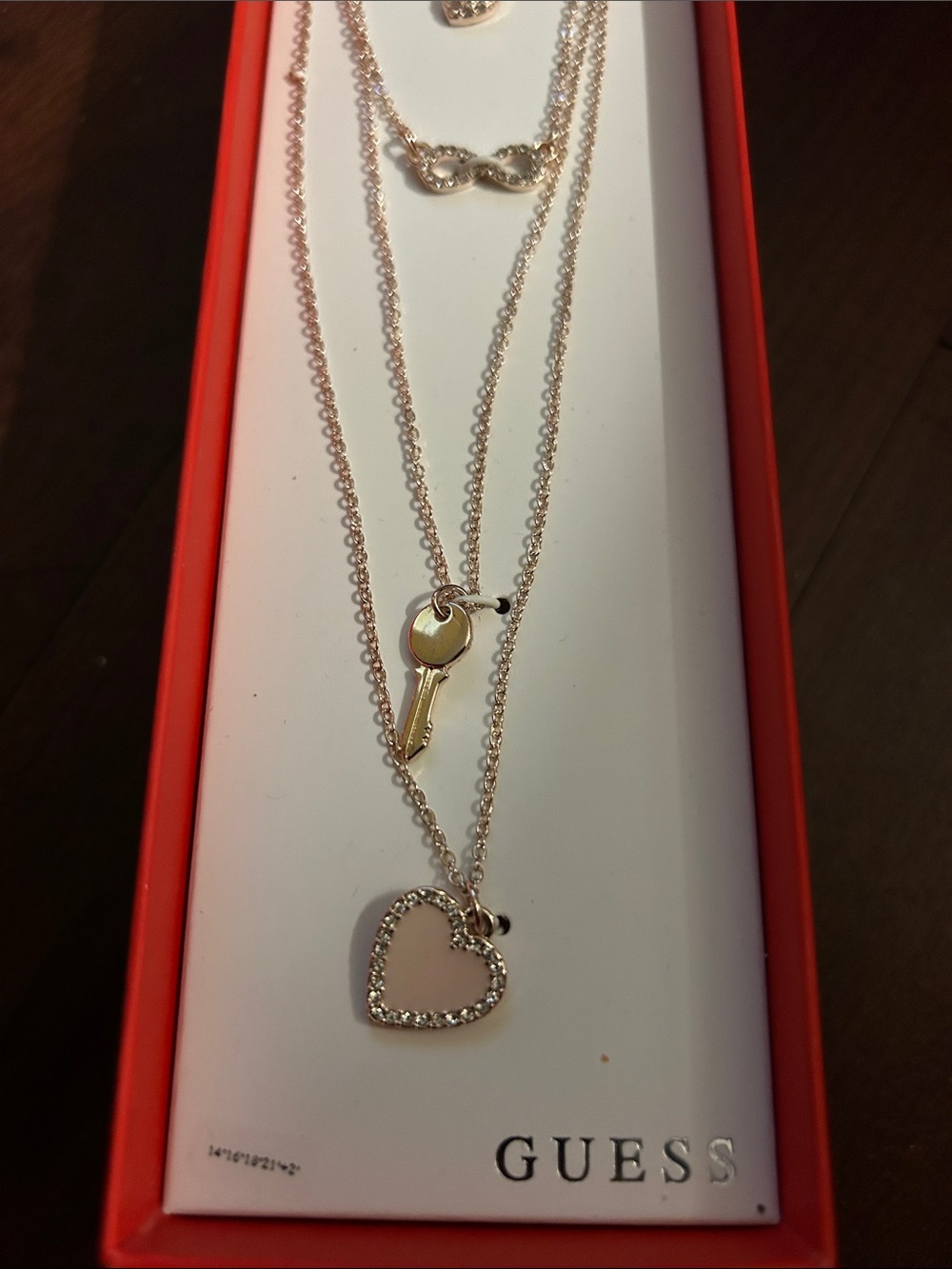 🆕 GUESS  Layered Heart, Key & Infinity Charm Necklace - Picture 2 of 3